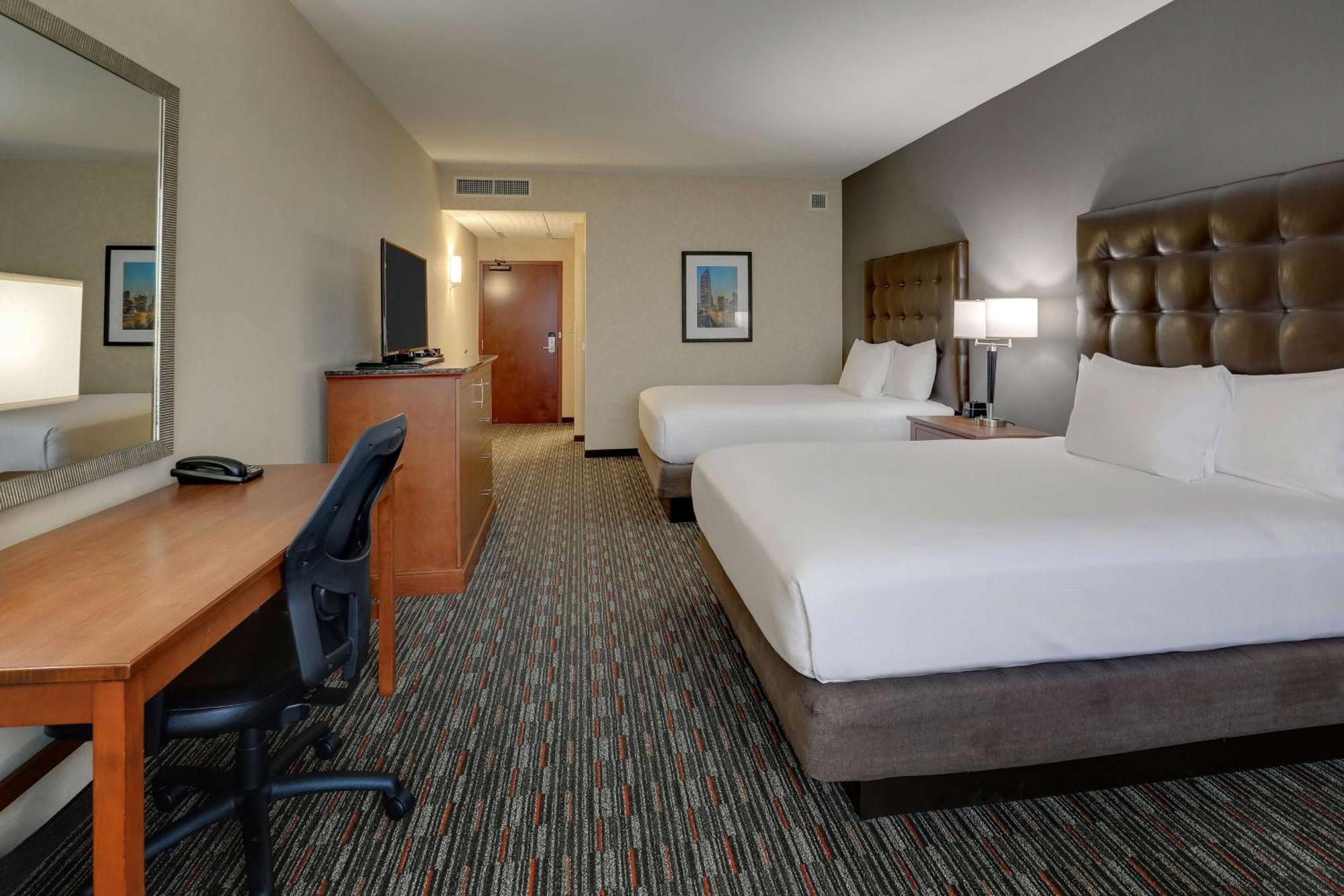 Drury Inn & Suites Charlotte Arrowood Zewnętrze zdjęcie