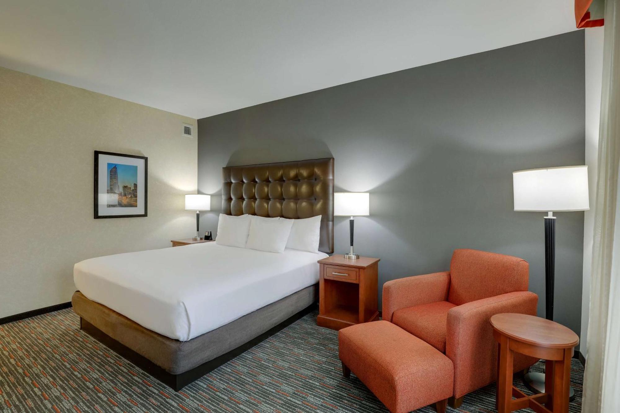 Drury Inn & Suites Charlotte Arrowood Zewnętrze zdjęcie