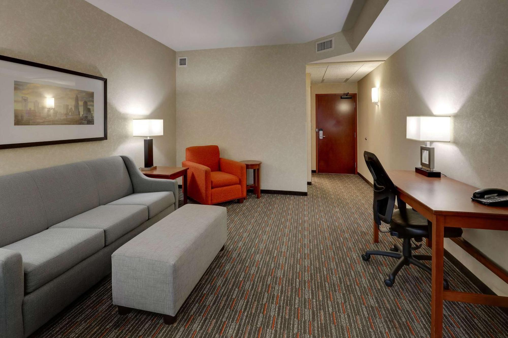 Drury Inn & Suites Charlotte Arrowood Zewnętrze zdjęcie
