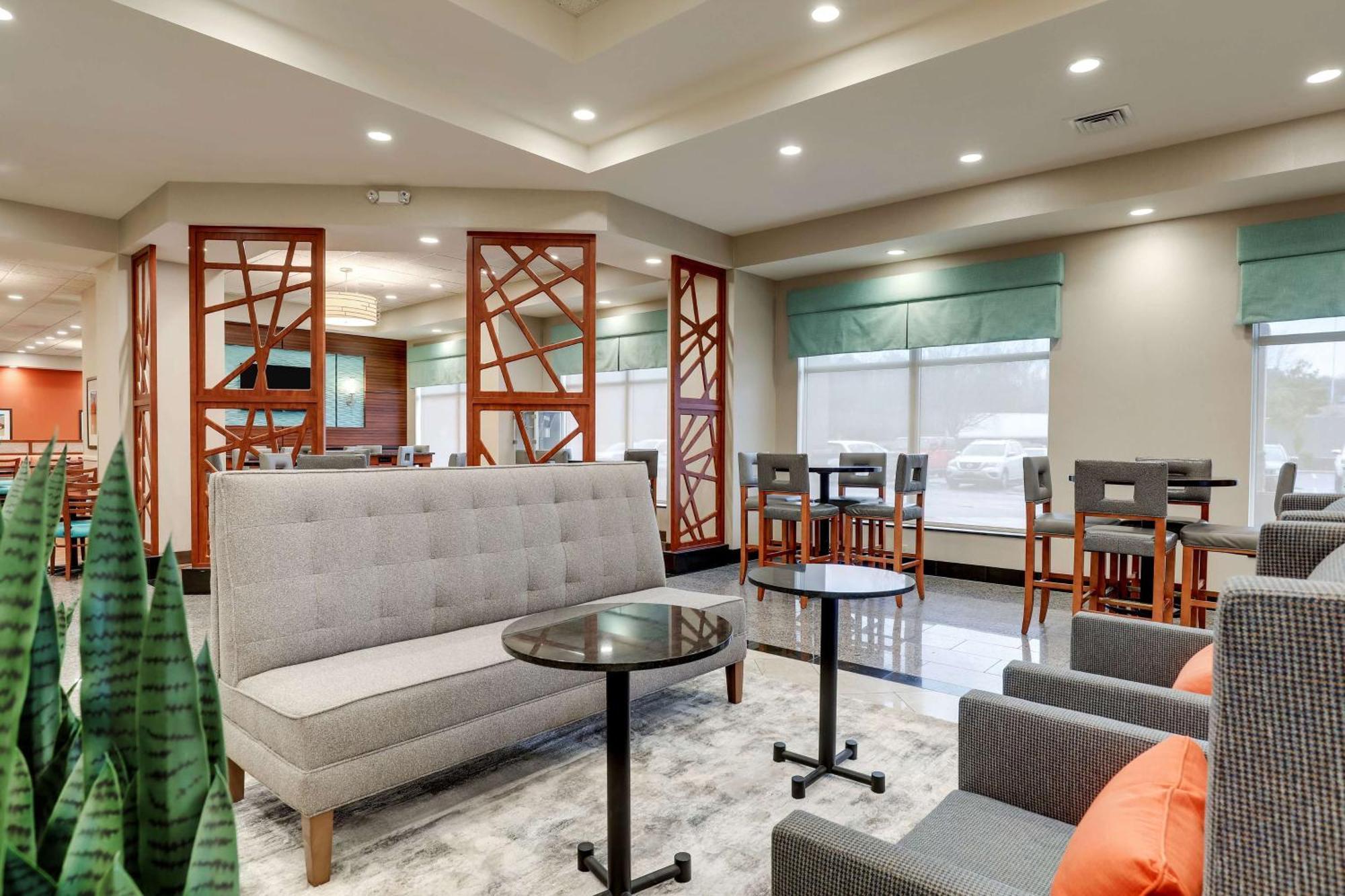 Drury Inn & Suites Charlotte Arrowood Zewnętrze zdjęcie
